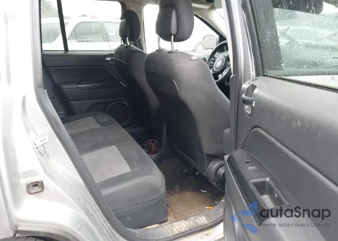 2016 Jeep Compass Sport из США, поврежденный, VIN 1C4NJDBB7GD639682